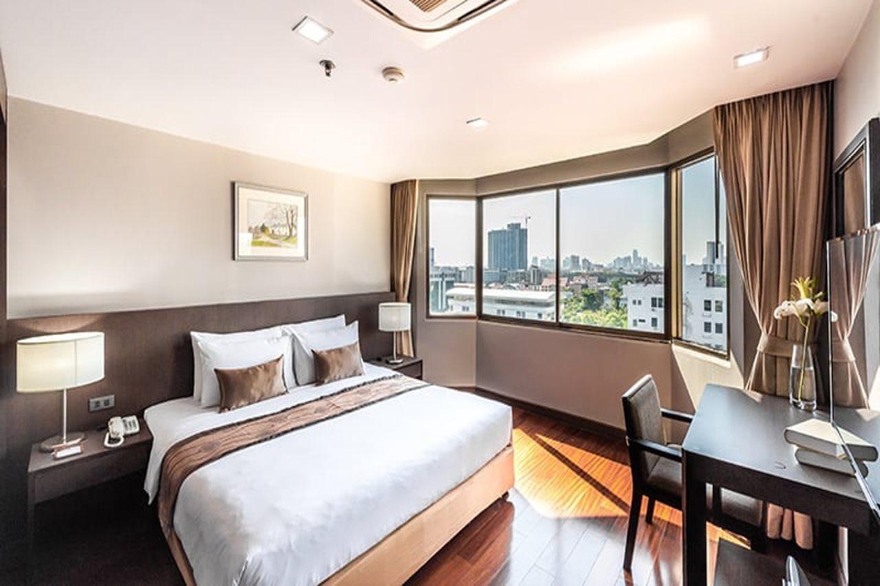 Royal Suite Hotel Bangkok Exterior foto