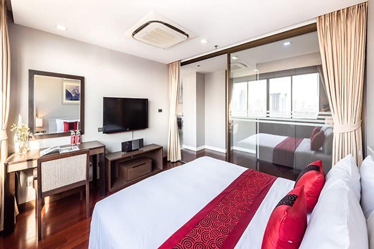 Royal Suite Hotel Bangkok Exterior foto
